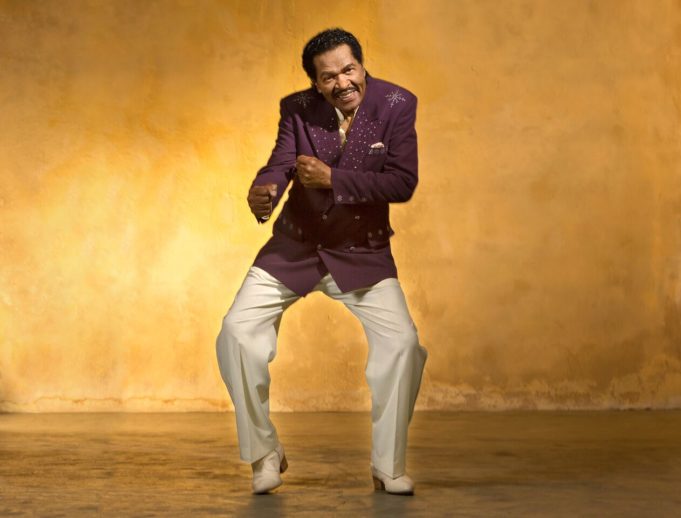 BOBBY RUSH SIGNS TO ROUNDER RECORDS