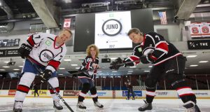 New players complete team roster for the 15th annual JUNO Cup 2017 Juno Cup Practice. Gary Roberts, Kathleen Edwards and Jim Cuddy have some fun rehearsing the ceremonial puck drop. The NHL Greats will play the Rockers, Friday, March 31. TD Place, Ottawa, ON. March 30, 2017. CARAS/iPhoto