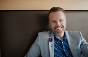 Celebrated vocalist Colin Ainsworth live in the Okanagan