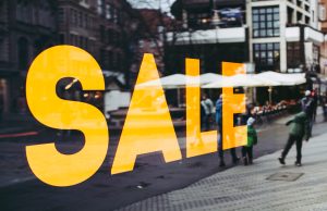 5 ways to shop smart this Black Friday