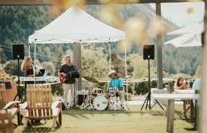 Happy Hour and Live Music at Grizzli Winery June 7-Aug 30