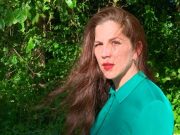 Kelowna alumna wins national award