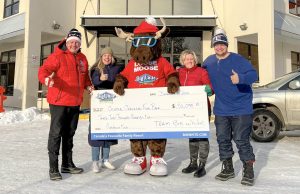 Big White Ski Resort Raises Over $32K for Foodbank in Time For Christmas