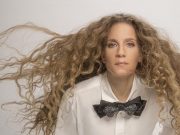 Amanda Marshall announces new single and “25 & Counting: The Heavy Lifting Tour”