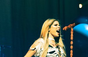 Avril Lavigne announces ‘The Greatest Hits’ tour