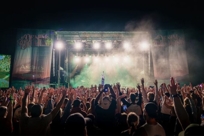 CCMA House: Live at Waterfront Park Kelowna